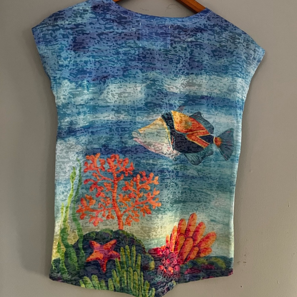 Kai Wahine tee Artist made XS